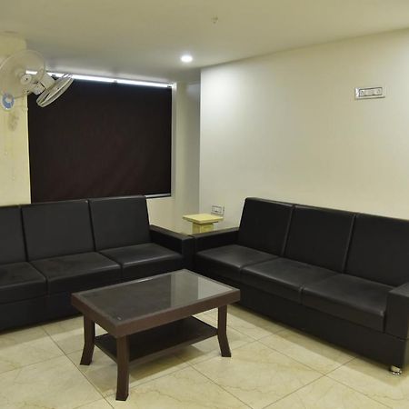 Hotel Savera Inn Morbi Extérieur photo