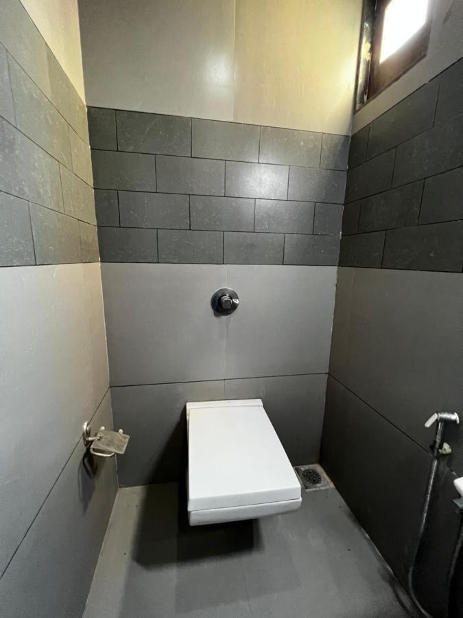 Hotel Savera Inn Morbi Extérieur photo