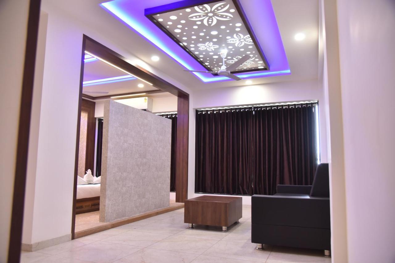 Hotel Savera Inn Morbi Extérieur photo